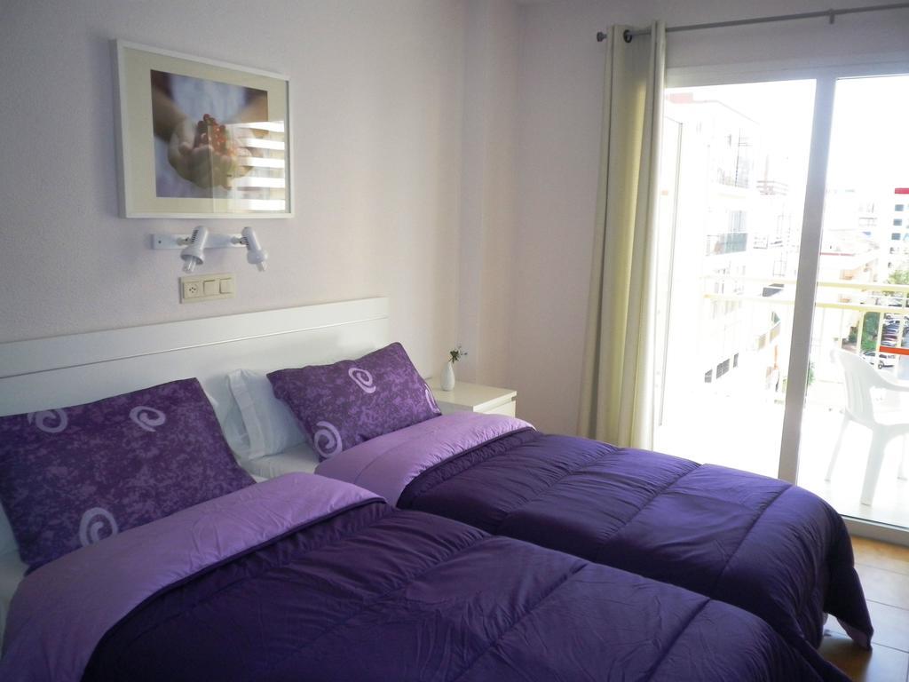 Apartamentos Turisticos Yamasol Fuengirola Pokoj fotografie